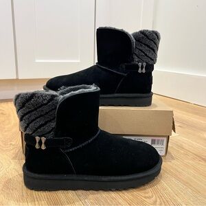 UGG Adria black boot size 7 NEW with box